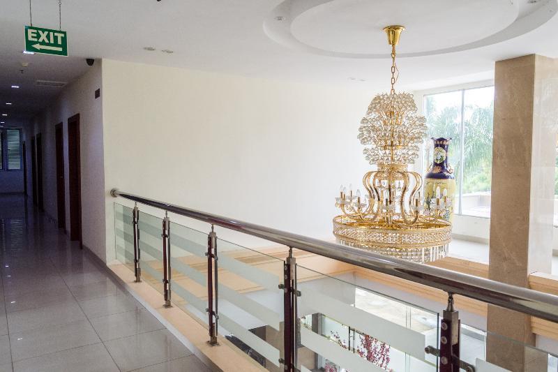 Aviari Hotel Batam Экстерьер фото