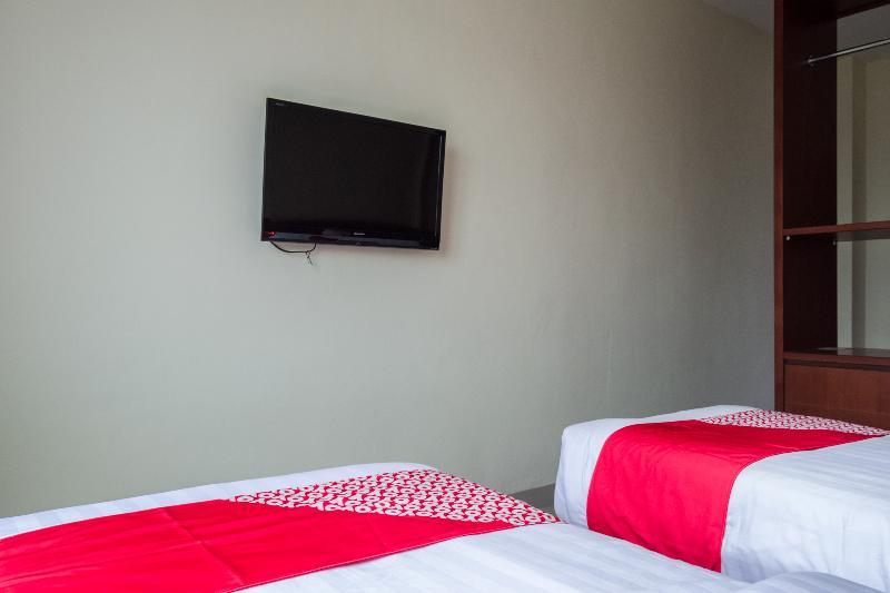 Aviari Hotel Batam Экстерьер фото