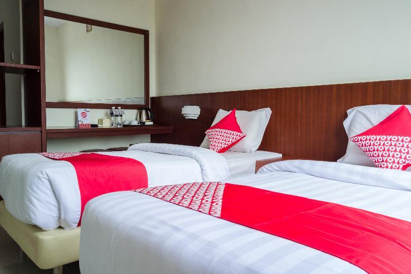 Aviari Hotel Batam Экстерьер фото