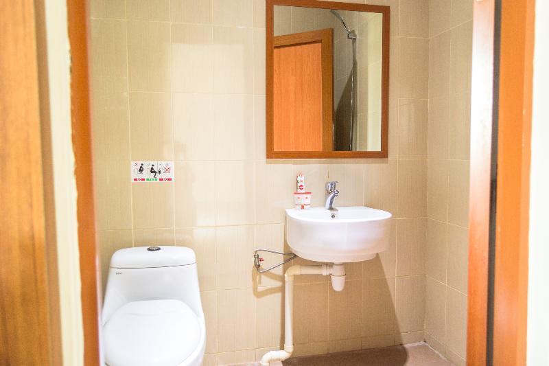 Aviari Hotel Batam Экстерьер фото