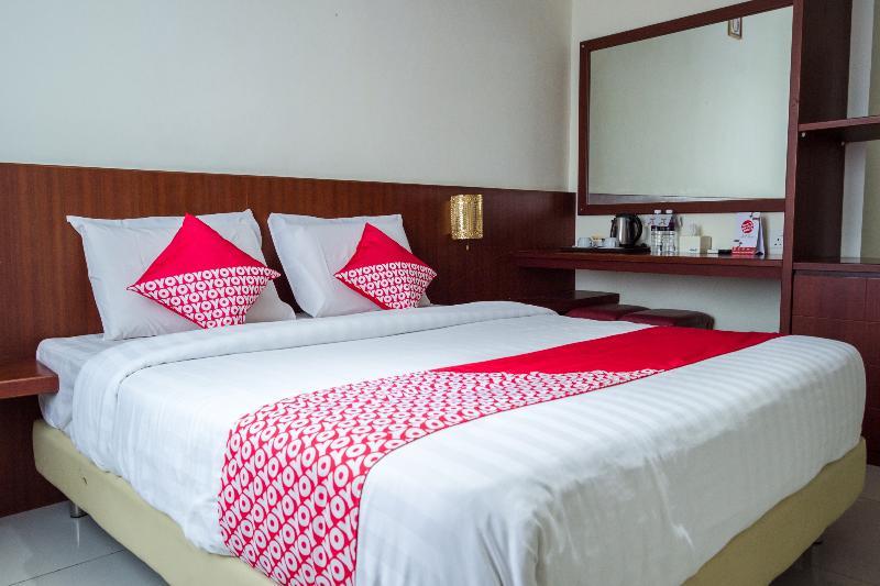 Aviari Hotel Batam Экстерьер фото